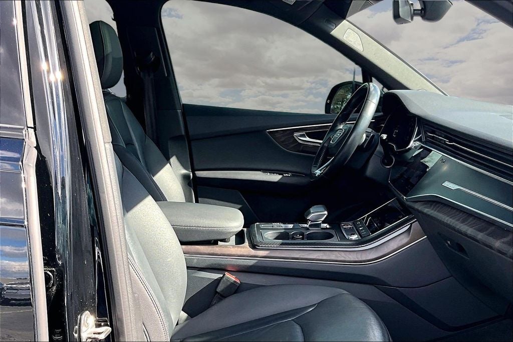 2020 Audi Q7 55 Premium Plus quattro