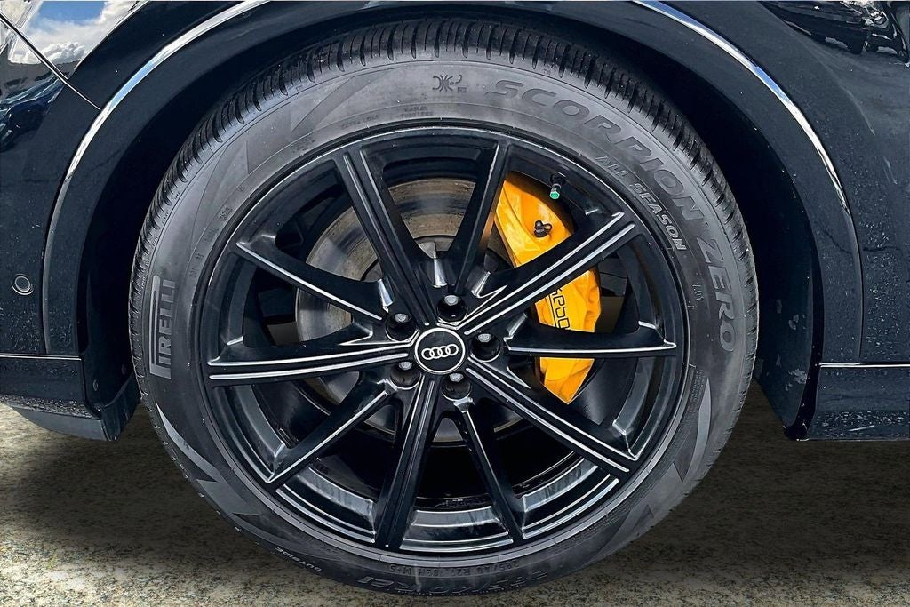 2020 Audi Q7 55 Premium Plus quattro