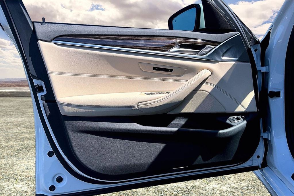 2021 BMW 5 Series 530e iPerformance