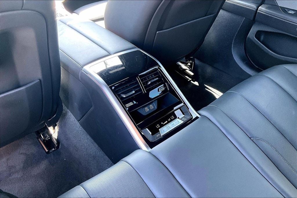 2021 BMW 8 Series 840i Gran Coupe