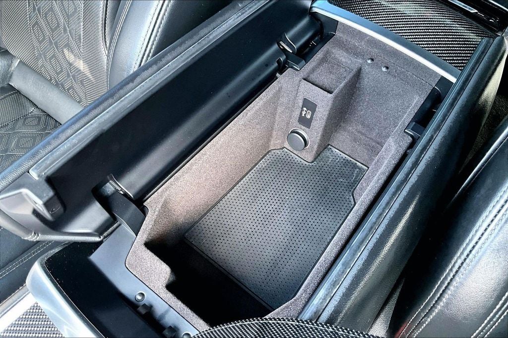 2021 BMW M8 Base
