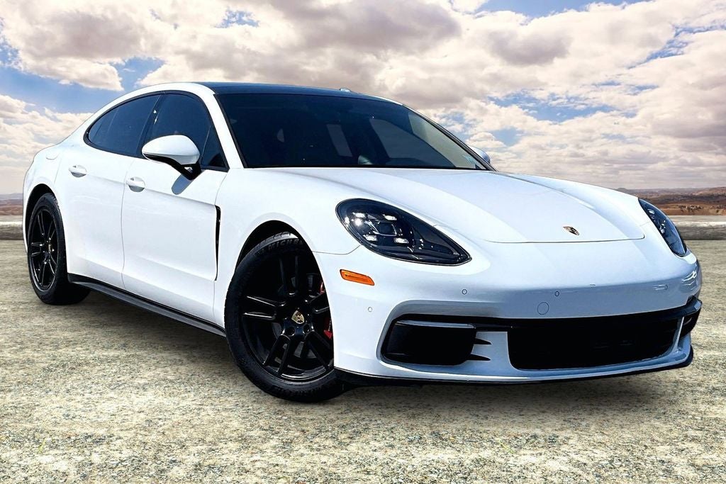 2018 Porsche Panamera 4
