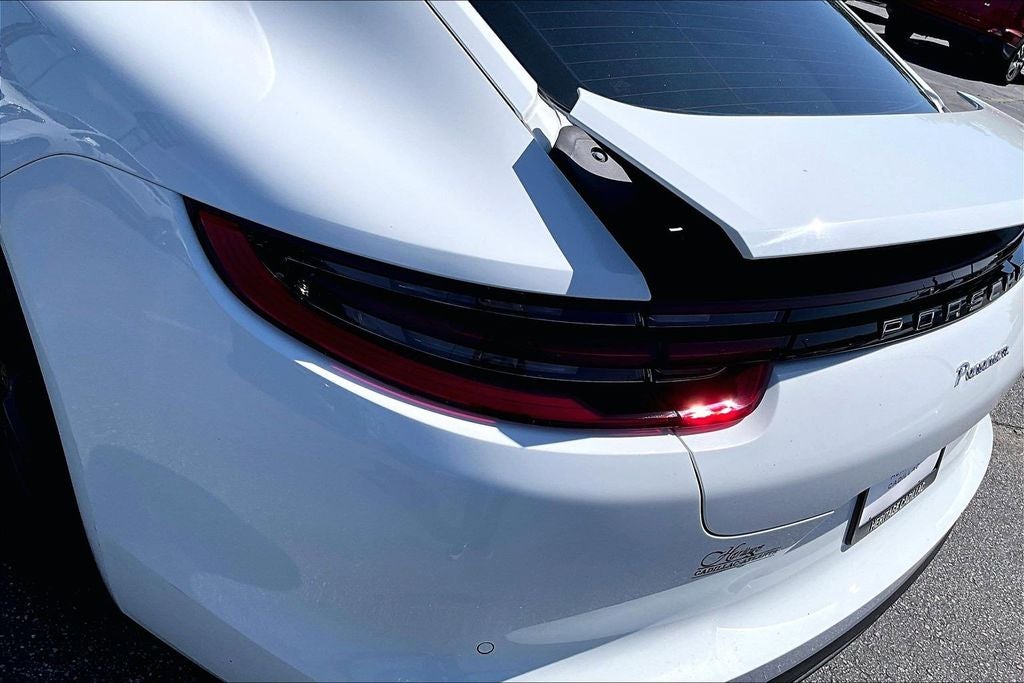 2018 Porsche Panamera 4