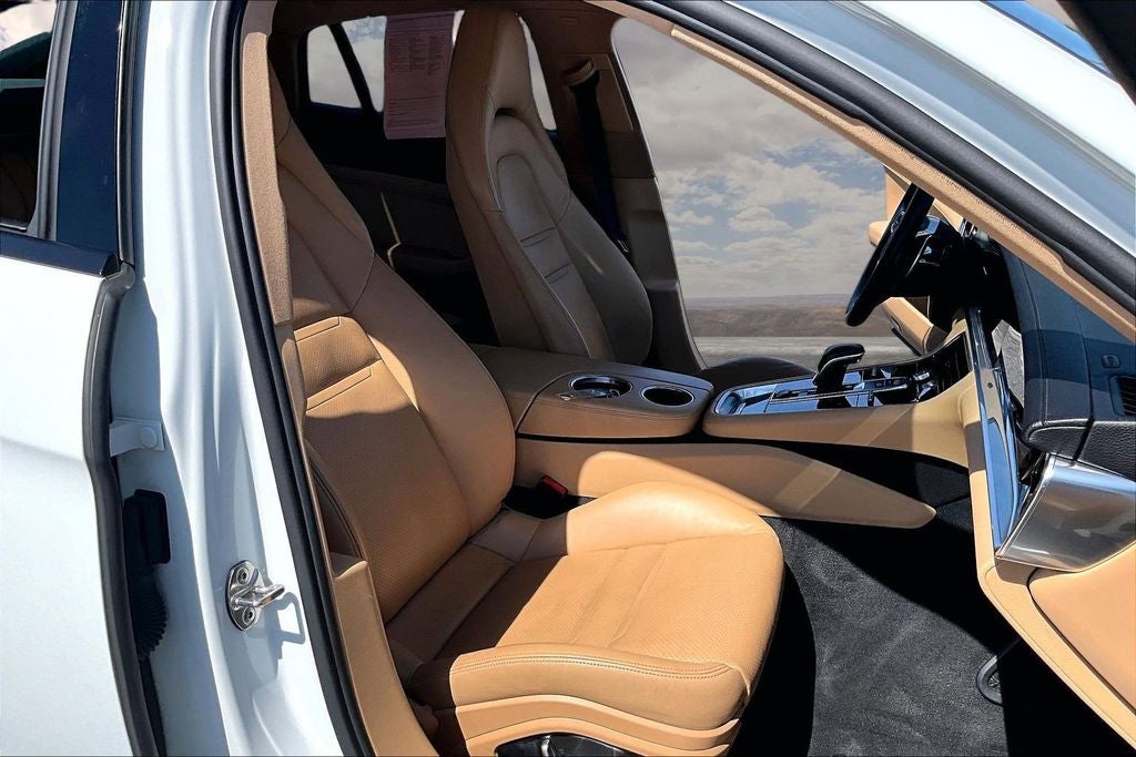 2018 Porsche Panamera 4