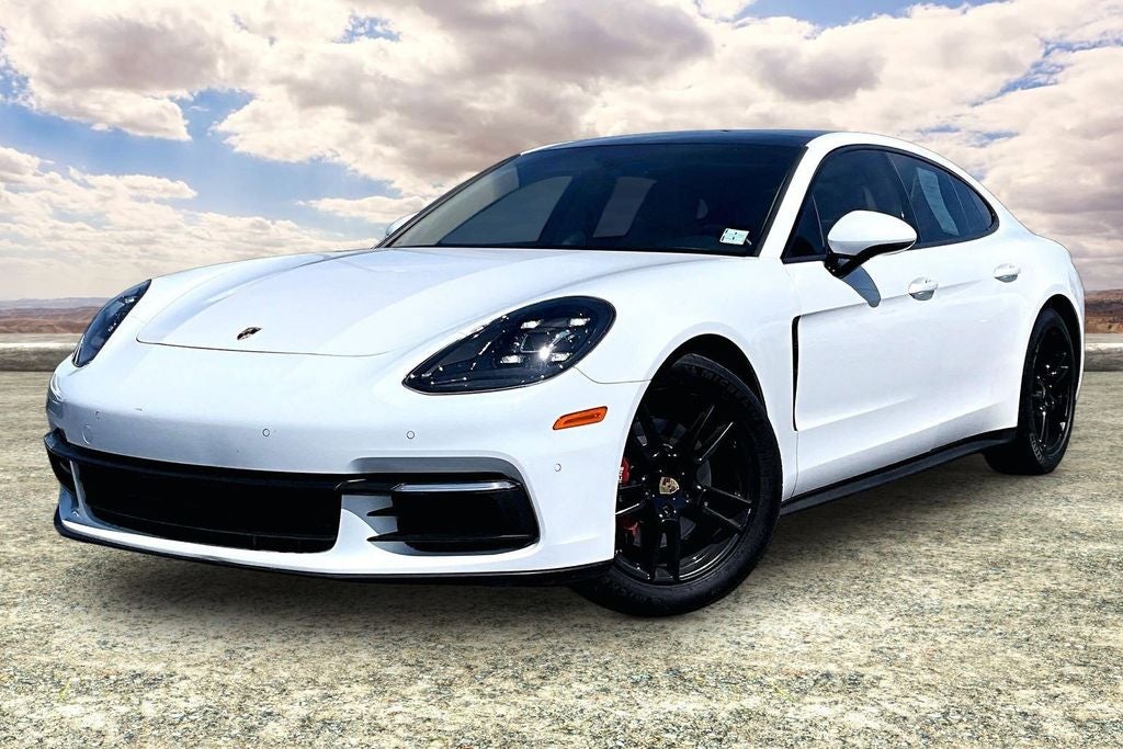2018 Porsche Panamera 4