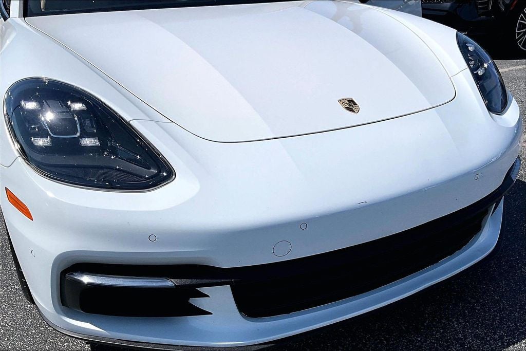 2018 Porsche Panamera 4