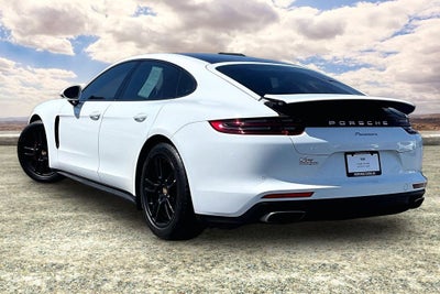 2018 Porsche Panamera 4