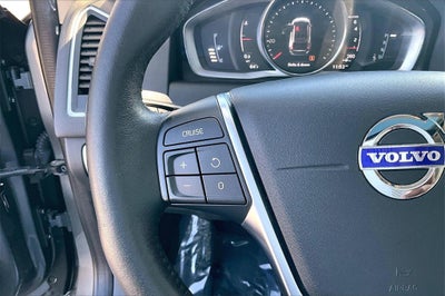 2017 Volvo XC60 T5 Inscription