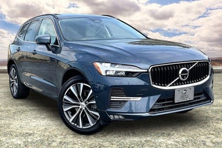 2022 Volvo XC60 B5 Momentum